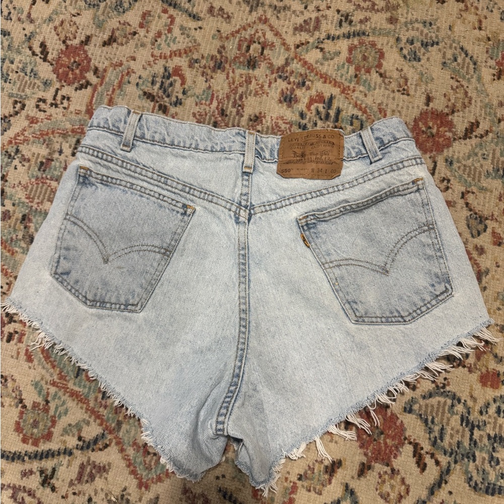 Vintage 550 orange tab light wash 1995 Levi’s shorts size 34 relaxed fit
